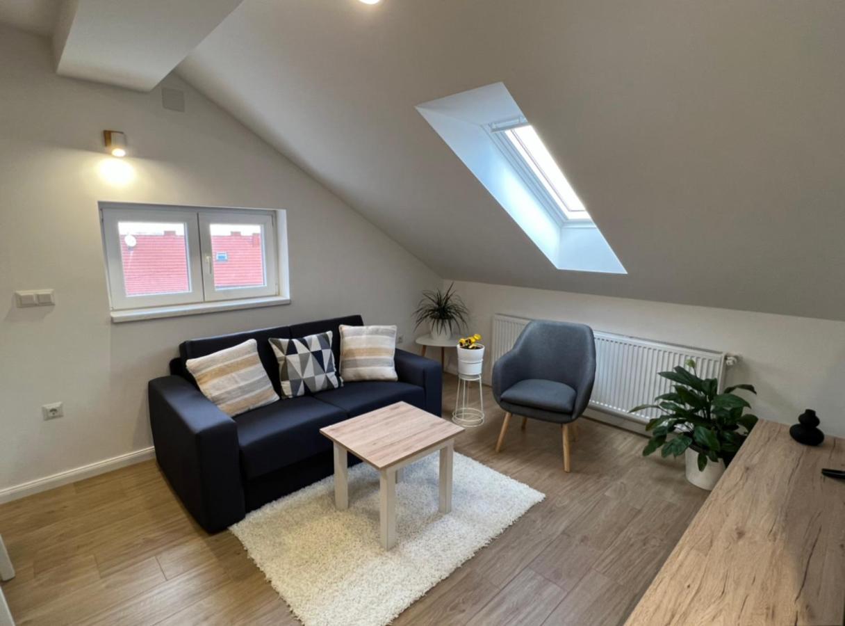קארלובץ Apartmani Nova מראה חיצוני תמונה