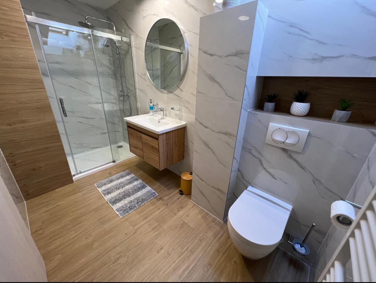 קארלובץ Apartmani Nova מראה חיצוני תמונה