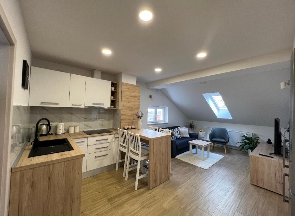 קארלובץ Apartmani Nova מראה חיצוני תמונה