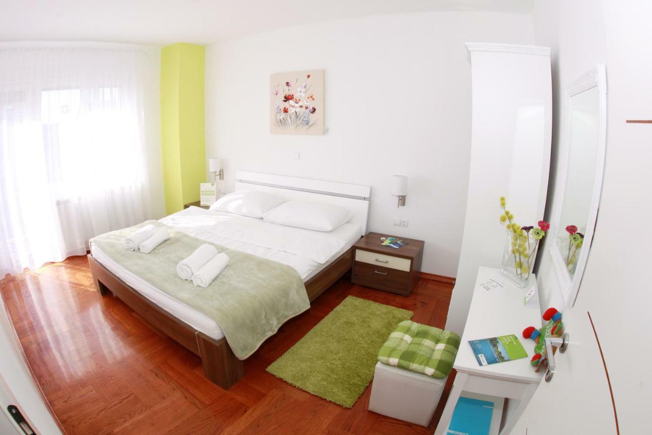 קארלובץ Apartmani Nova מראה חיצוני תמונה