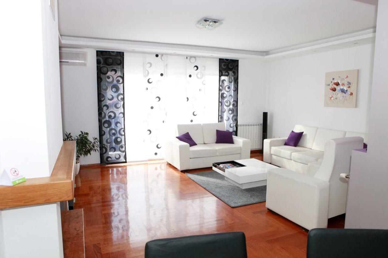 קארלובץ Apartmani Nova מראה חיצוני תמונה