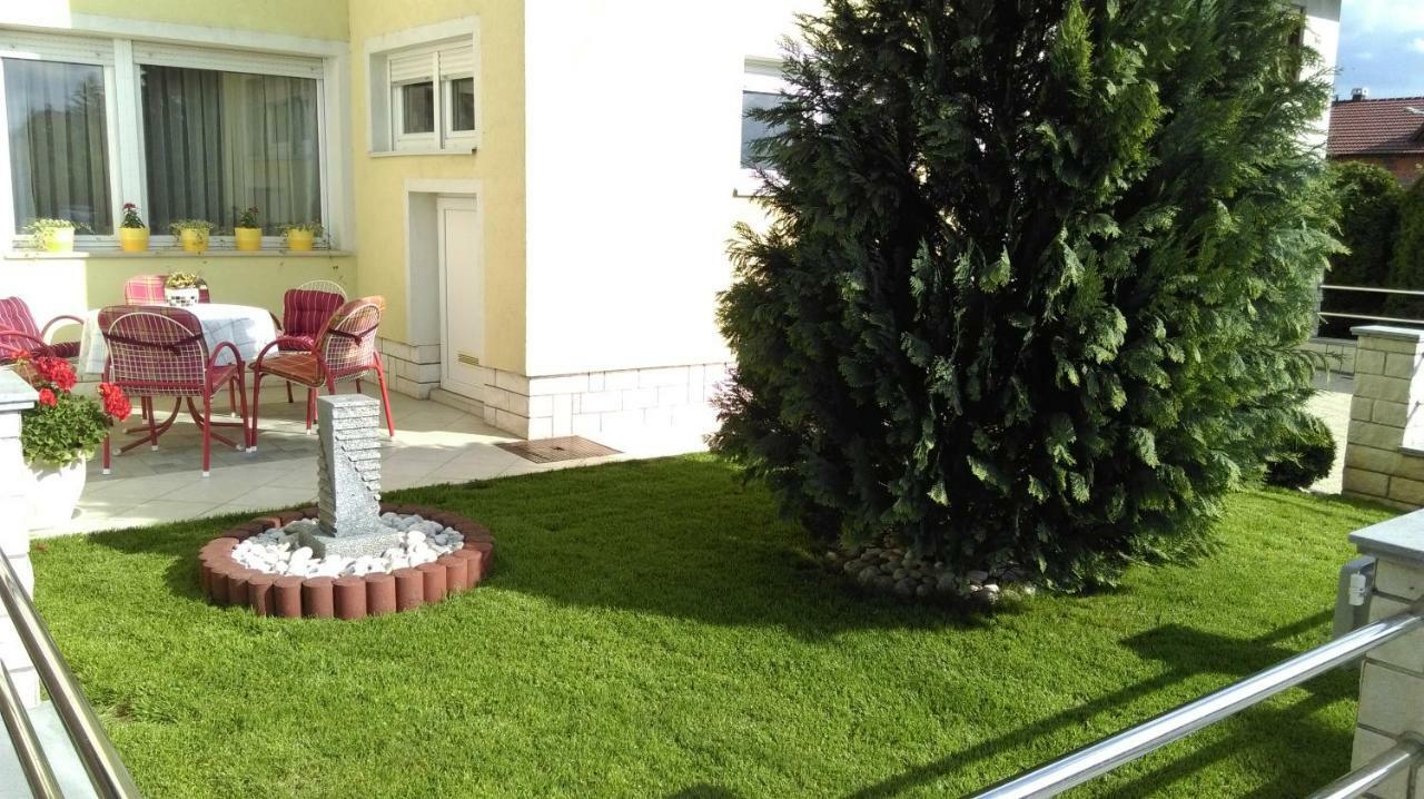 קארלובץ Apartmani Nova מראה חיצוני תמונה