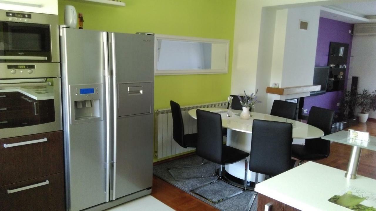קארלובץ Apartmani Nova מראה חיצוני תמונה